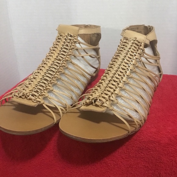 Naughty Monkey Sz 10M NEW in box Tan Zipper sandal - Picture 8 of 8
